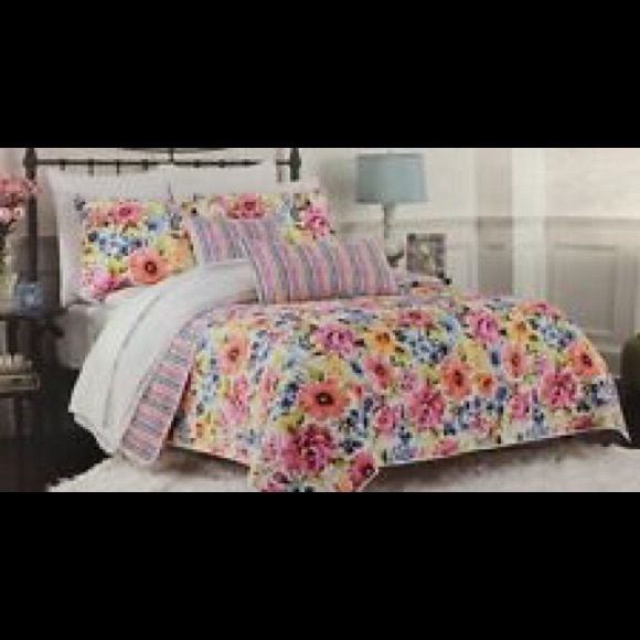 Cynthia Rowley Bedding King Quilt Set Poshmark